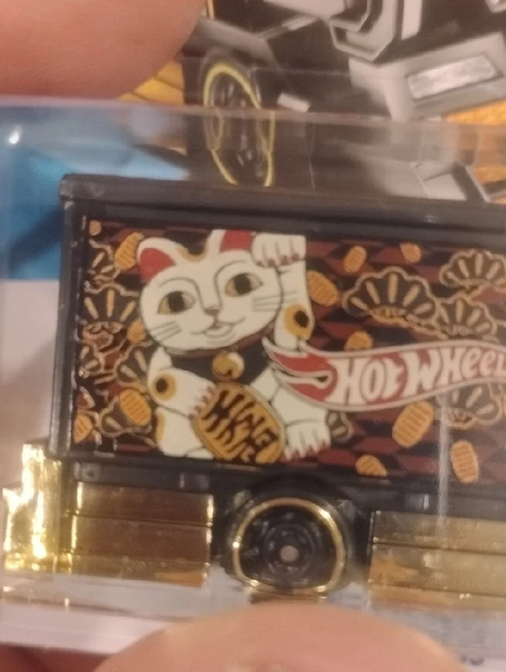 Mattel Hot Wheels Raijin Express - Black & Gold & Red